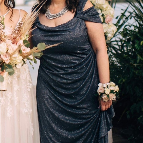 20. Alex Evenings formal gown. Color smoke with sparkles. Cold shoulder, size 16 - Picture 6 of 6